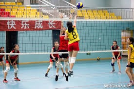 48支球队的世界杯，总感觉有点把大象装进冰箱里的意思。